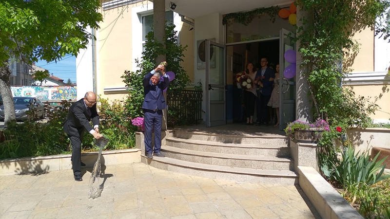 12.05.22 езикова1.jpg